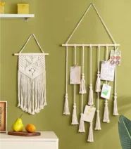 Display hanging pictures