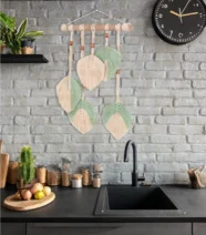 أوراق شجر مكرمية