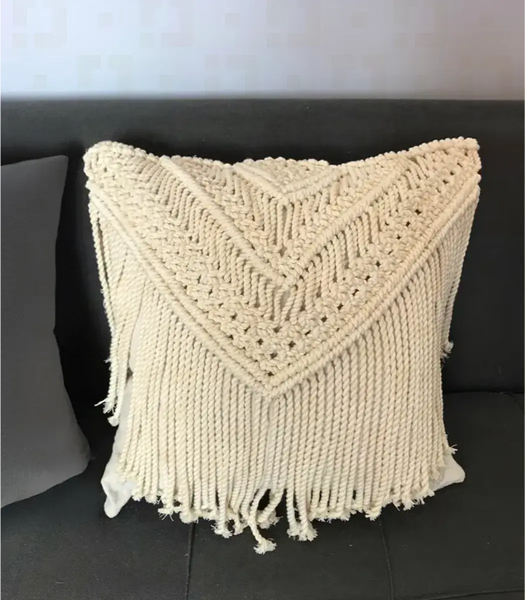 cushion-cover-1-IBT4040BLCCC000002