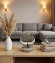 The palm of a Quran-02-IBTA1410GAAT000004