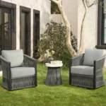 Outdoor set: 2 chairs and a table