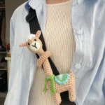 Llama long neck