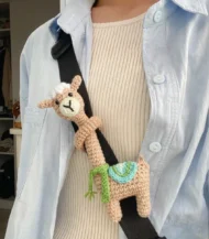 Llama long neck