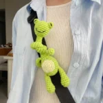 frog long neck